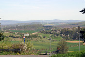Der Weinberg bei Dauernheim bietet einen Blick auf die Wetterauer Landschaft wie aus dem Flugzeug.